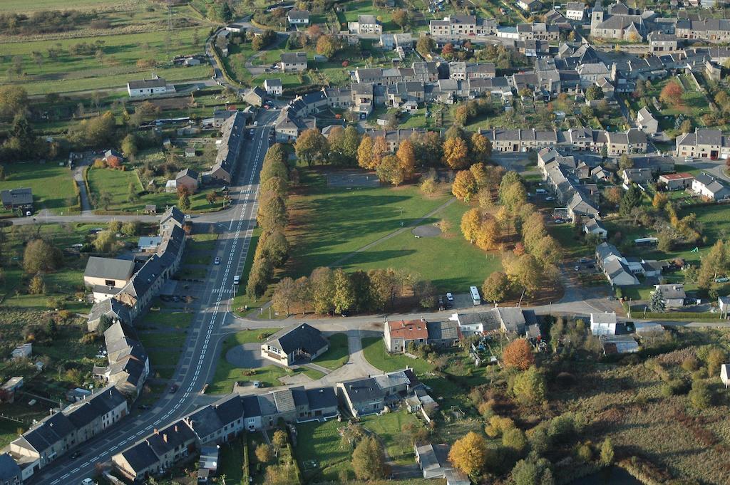 Gite Du Coucou Hargnies Værelse billede